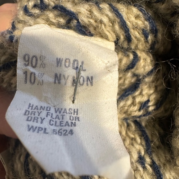 Vintage LL Bean Cardigan Wool Sweater Size Medium Tan with Blue Dots - Picture 6 of 6